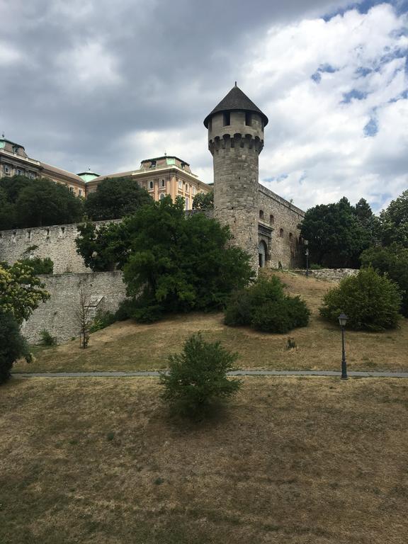 Castel View Apartment Budapesta Exterior foto